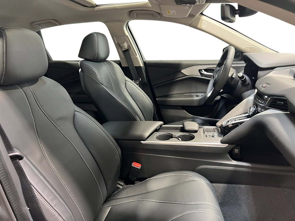 2025 Acura TLX Technology Package - Photo 31