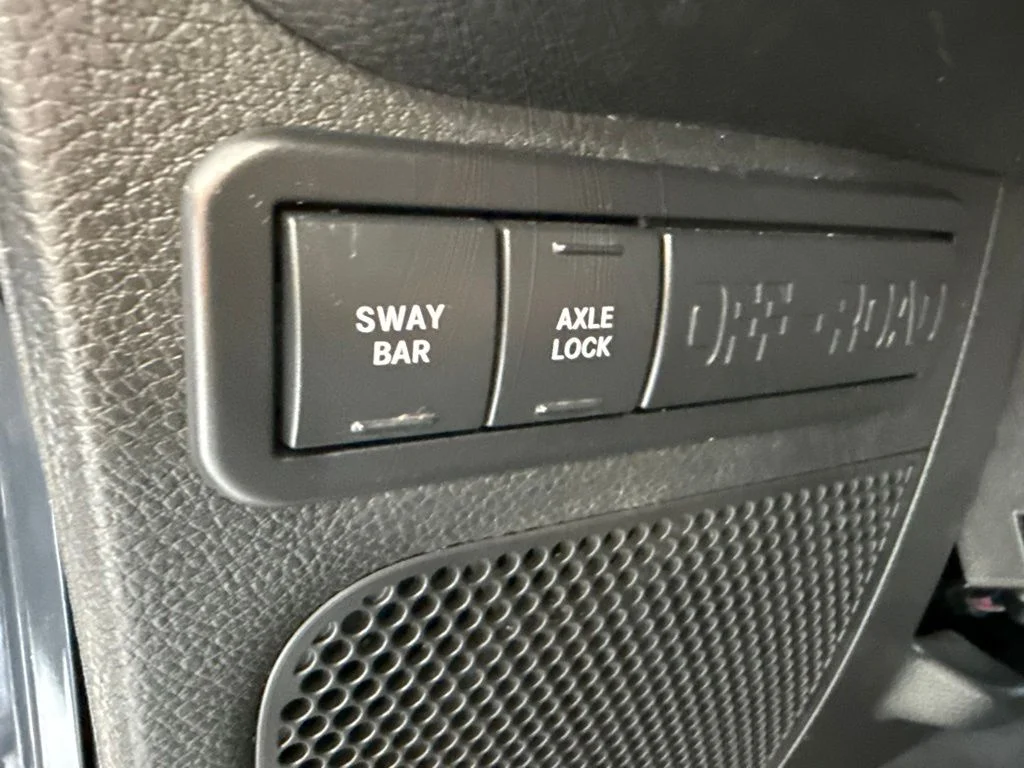 Used 2016 Black Jeep Unlimited Rubicon image 13