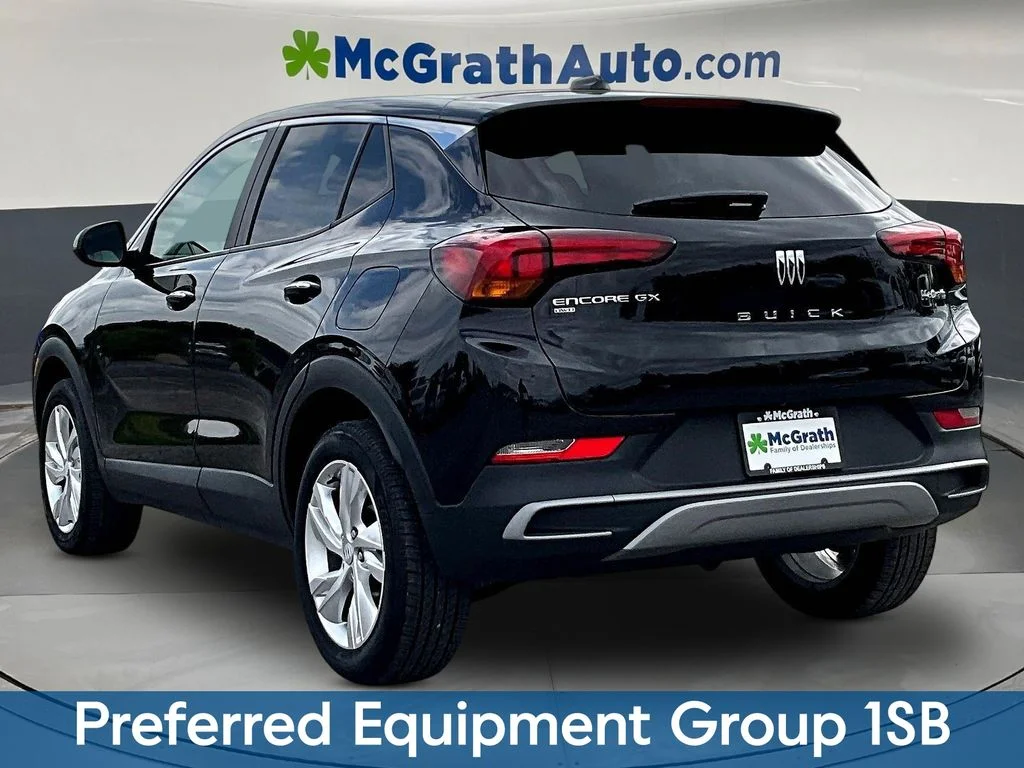 Used 2025 Black Buick Preferred image 5