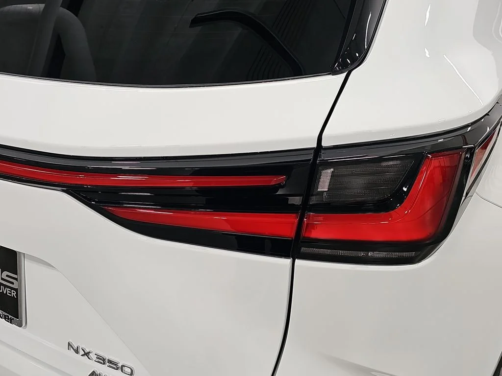 New 2026 Ultra White Lexus PREMIUM image 32