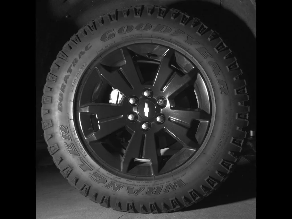 Used 2017 Black Chevrolet Z71 image 10