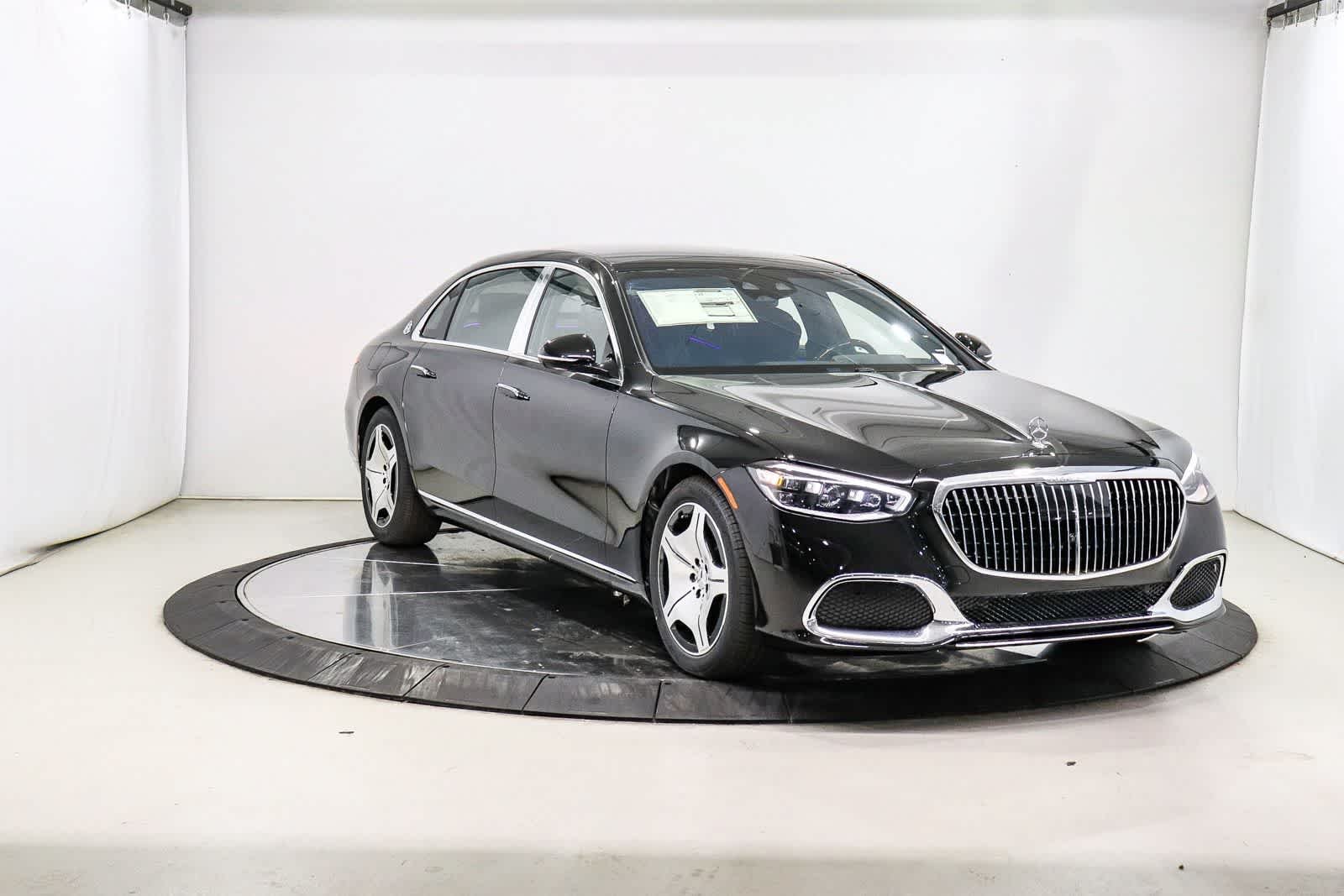 New 2026 Obsidian Black Metallic Mercedes-Benz Maybach S 580 image 5