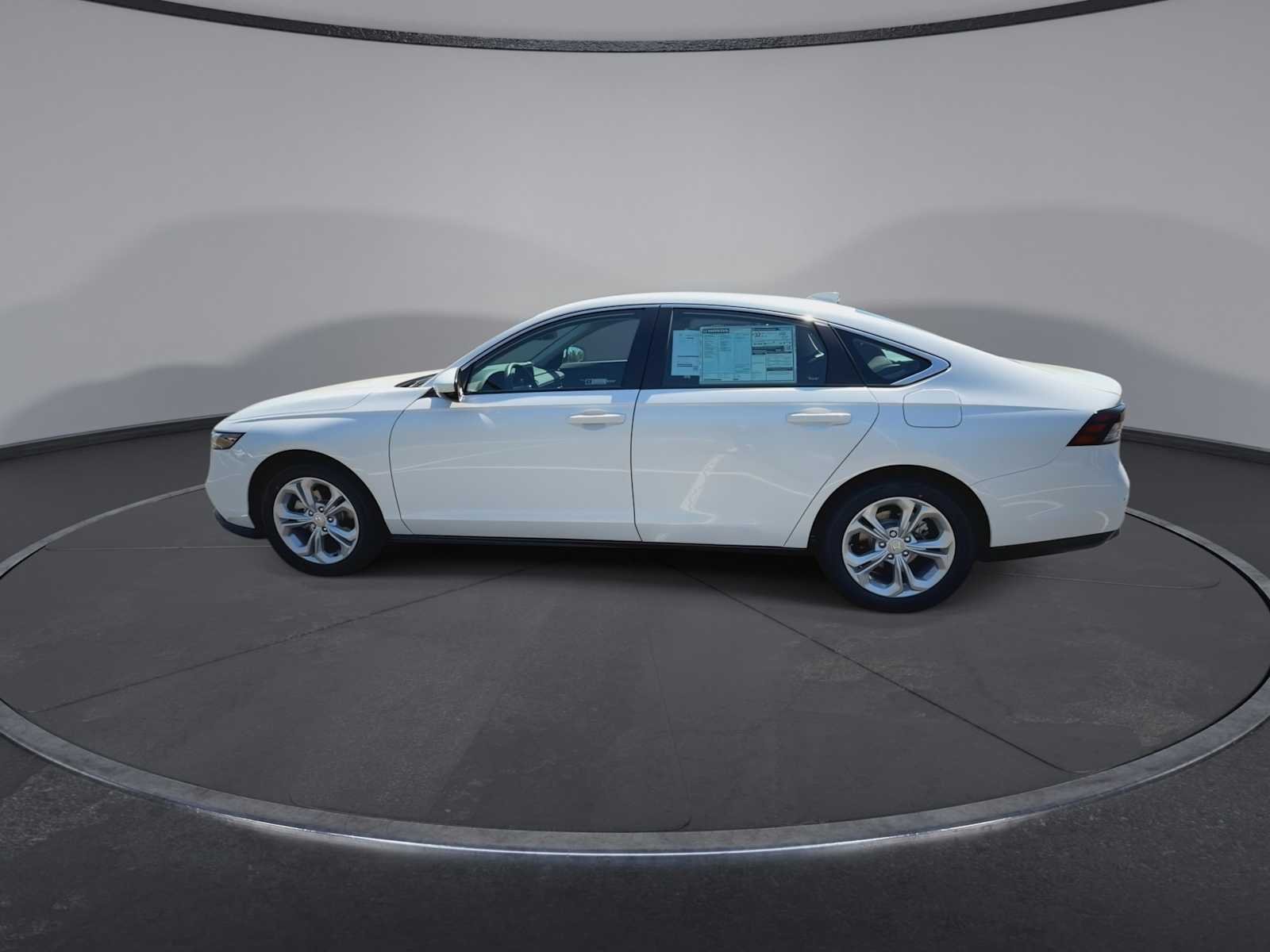 New 2026 Platinum White Pearl Honda LX image 5