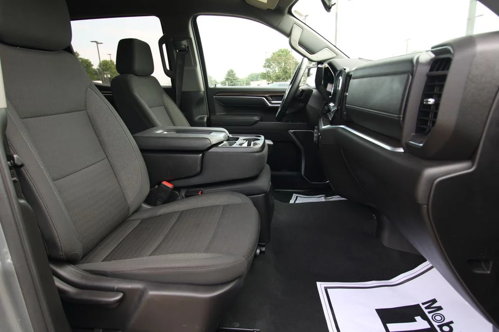 Used 2026 Gray Chevrolet RST image 9