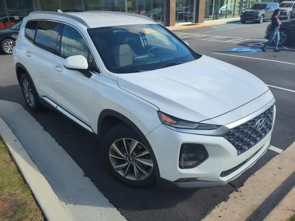 2019 Hyundai Santa Fe SEL Plus 2.4's photo