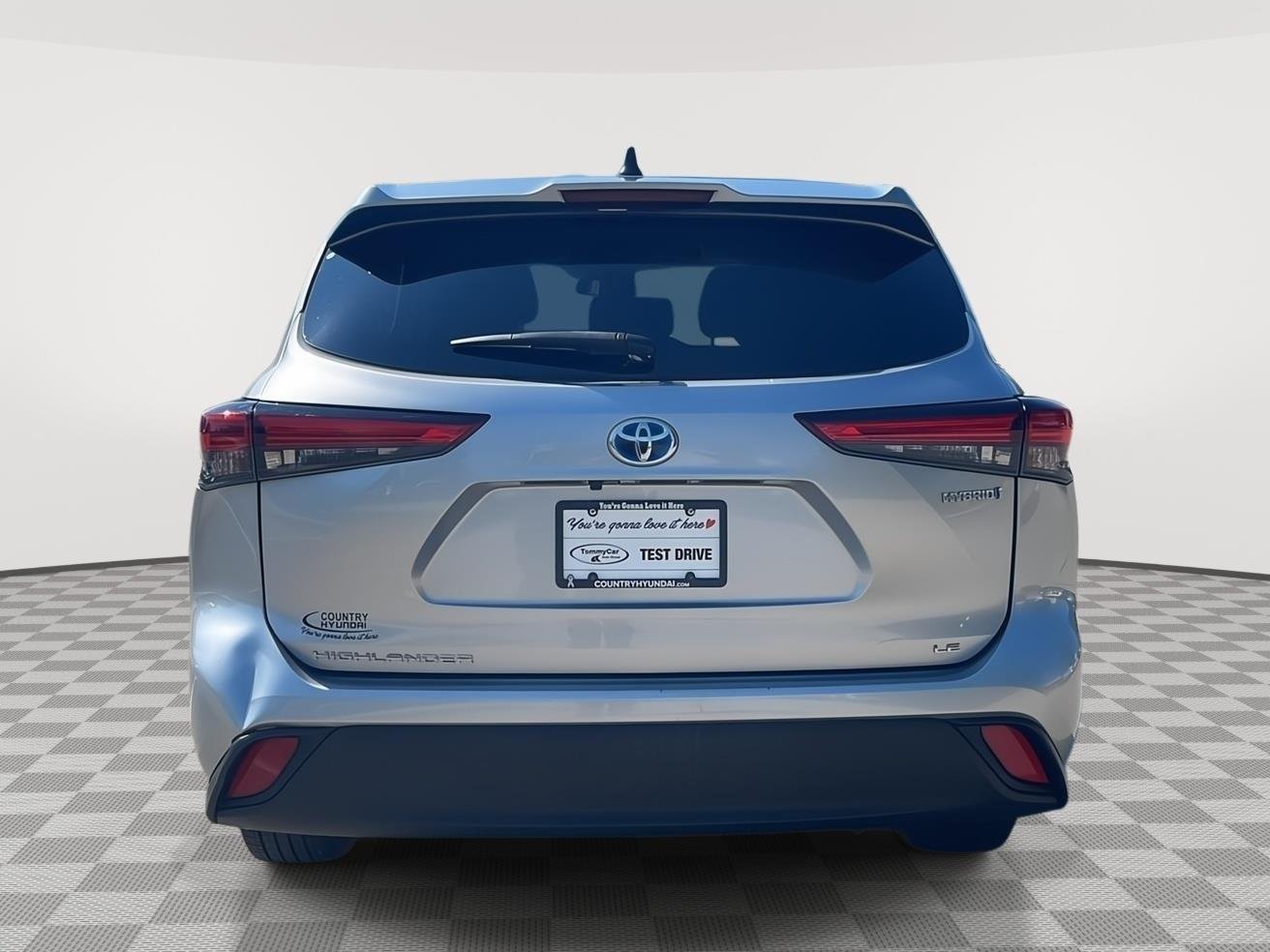 2023 Toyota Highlander LE - Photo 6