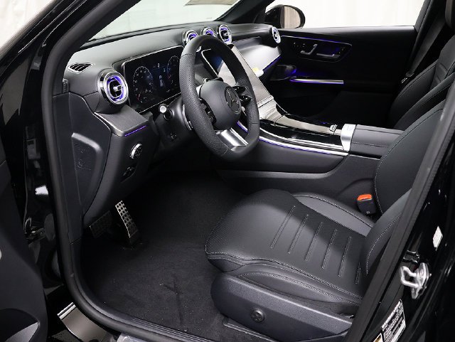 New 2027 Black Mercedes-Benz GLC 300 image 11