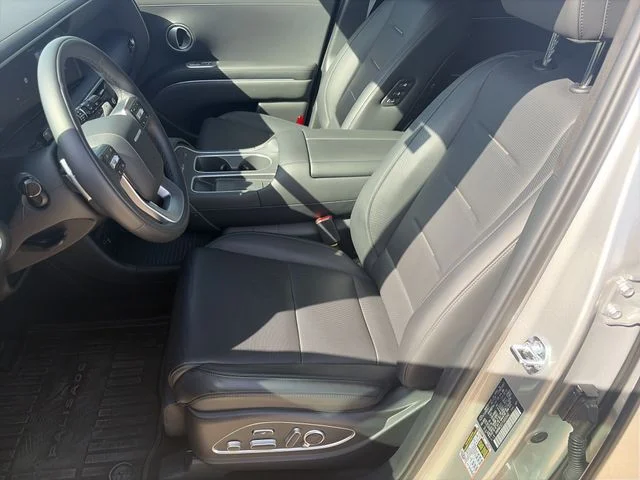 Used 2026 Silver Hyundai Calligraphy image 10