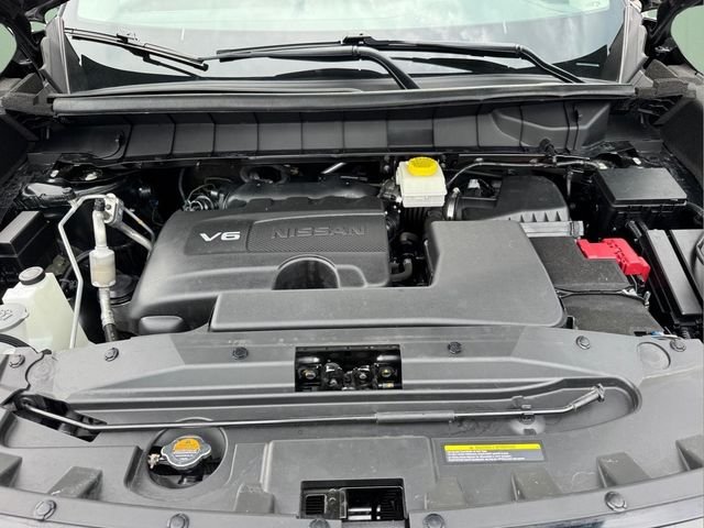 Used 2023 Black Nissan SL image 19