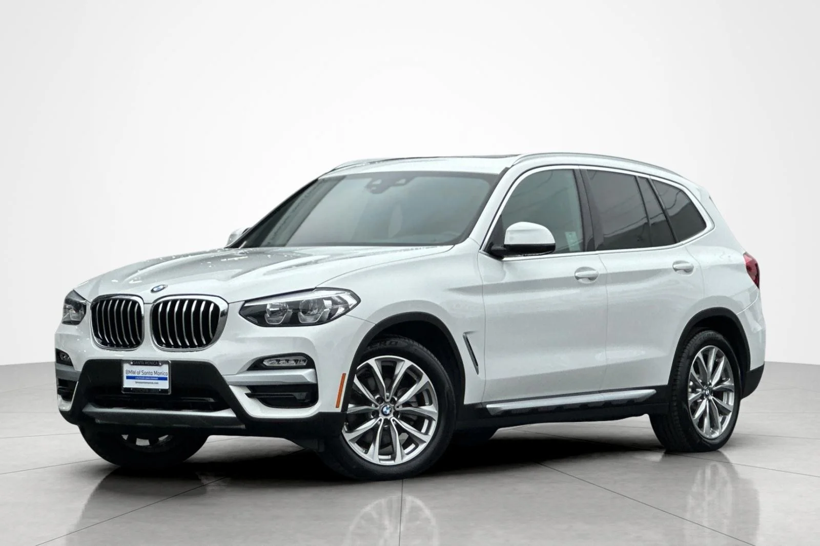 2019 BMW X3 sDrive30i's photo