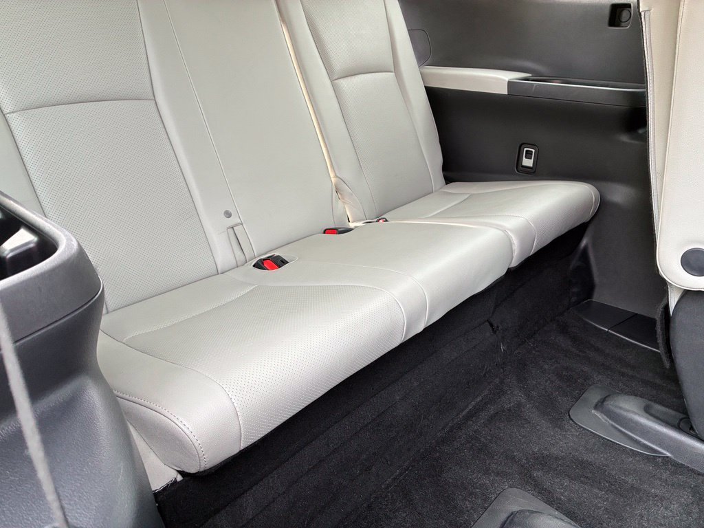 Used 2025 White Toyota Platinum image 35