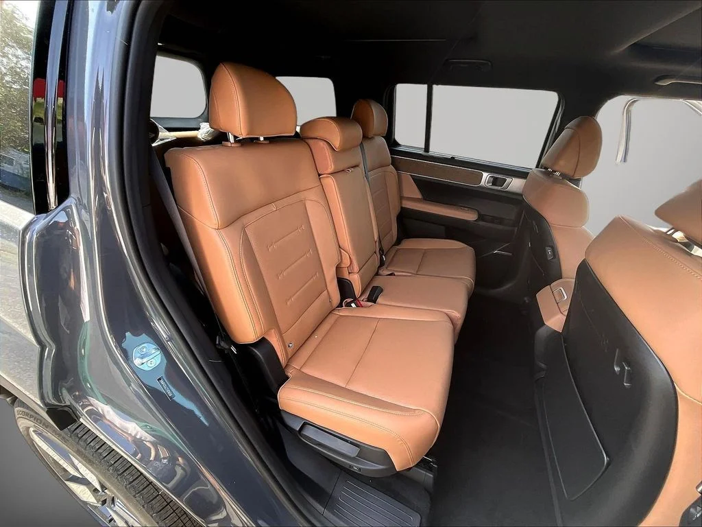 New 2026 Gray Hyundai Limited image 9