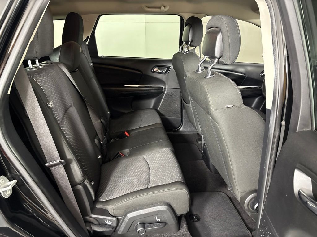 Used 2019 Black Dodge SE image 18