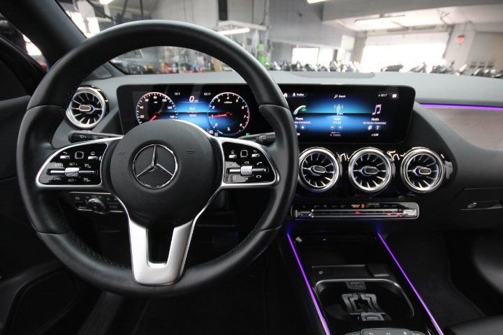 Used 2022 Black Mercedes-Benz GLA 250 image 20