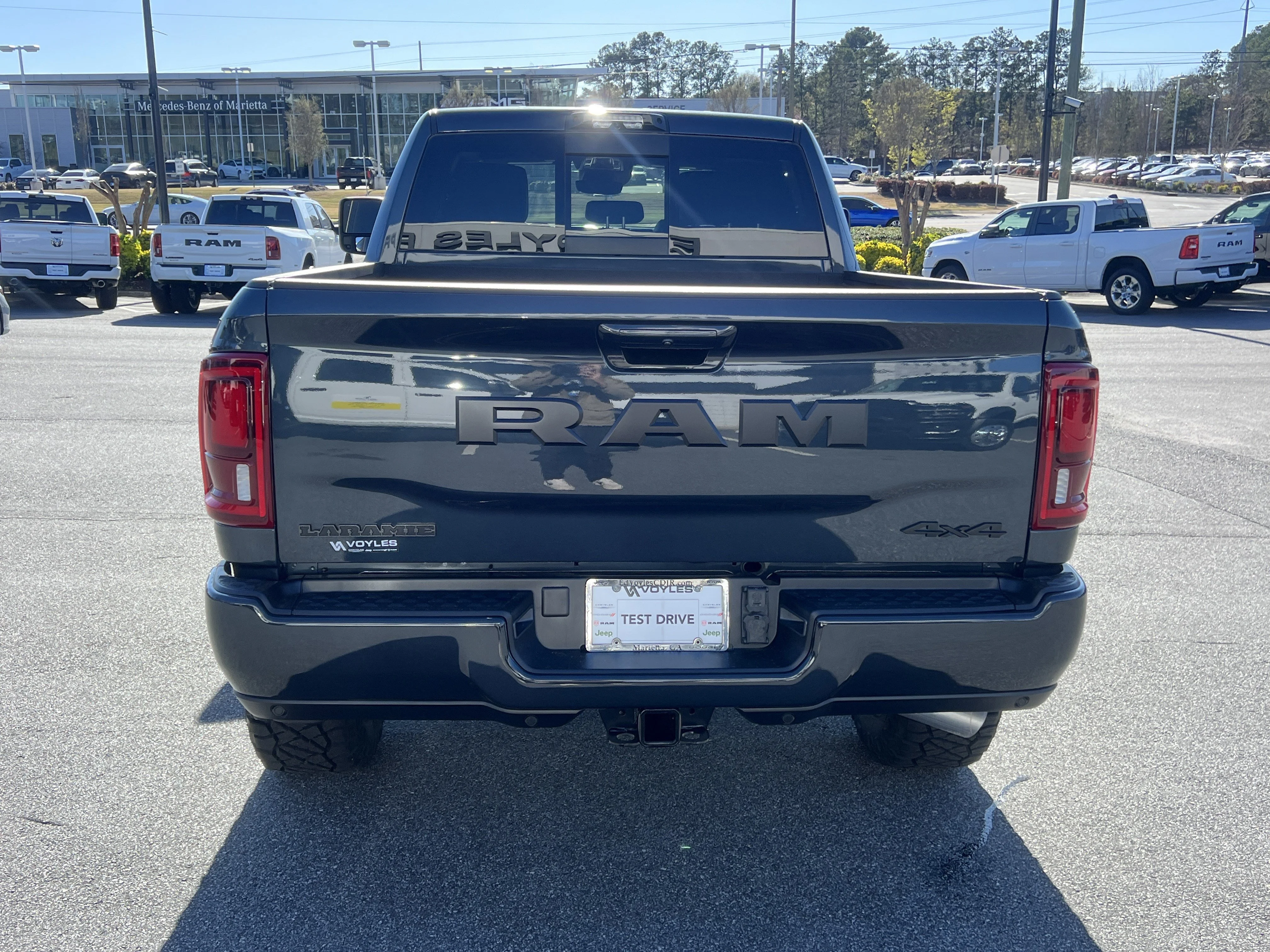 2025 RAM 2500 Laramie - Photo 8