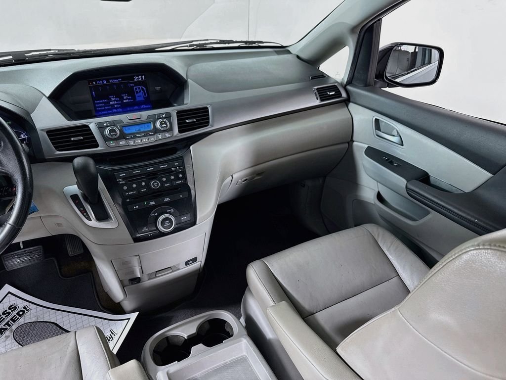 Used 2012 Polished Metal Metallic Honda EX-L image 26