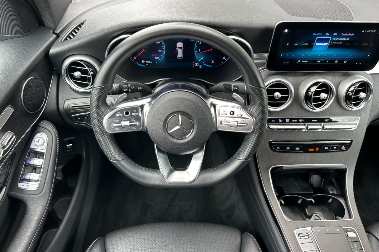 Used 2022 Mojave Silver Metallic Mercedes-Benz GLC 300 image 13