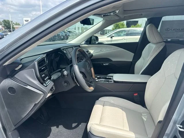 New 2026 Iridium Lexus LUXURY image 11