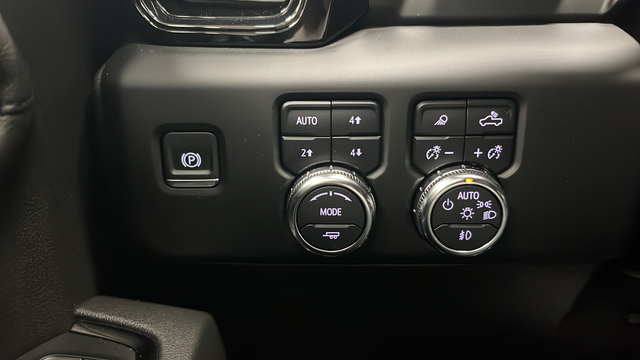 Used 2024 Onyx Black GMC AT4 image 34