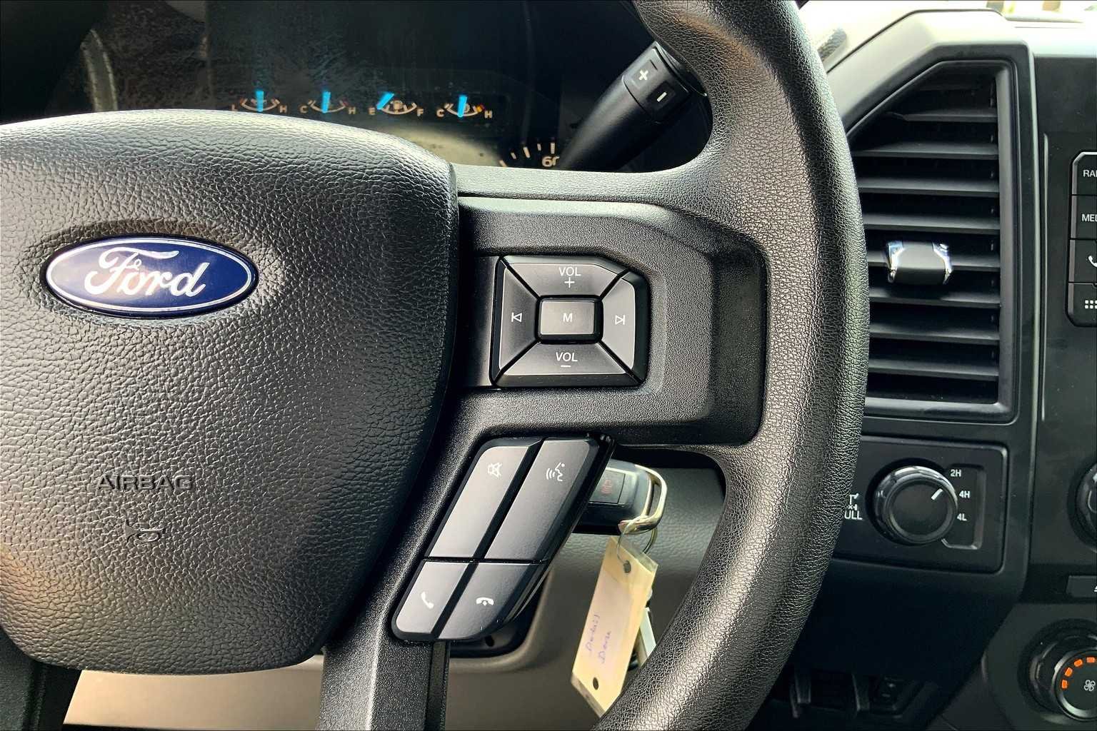 Used 2018 Blue Jeans Metallic Ford XL image 48