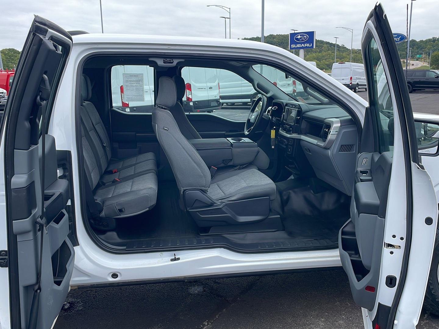 Used 2023 Oxford White Ford XL image 26