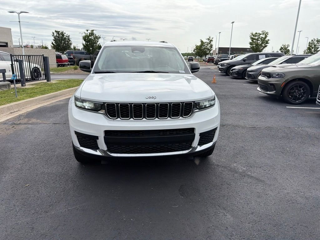 Used 2021 Jeep Grand Cherokee L Laredo with VIN 1C4RJKAG9M8200264 for sale in Kansas City