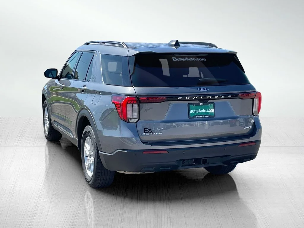 Used 2025 Carbonized Grey Metallic Ford Active image 5