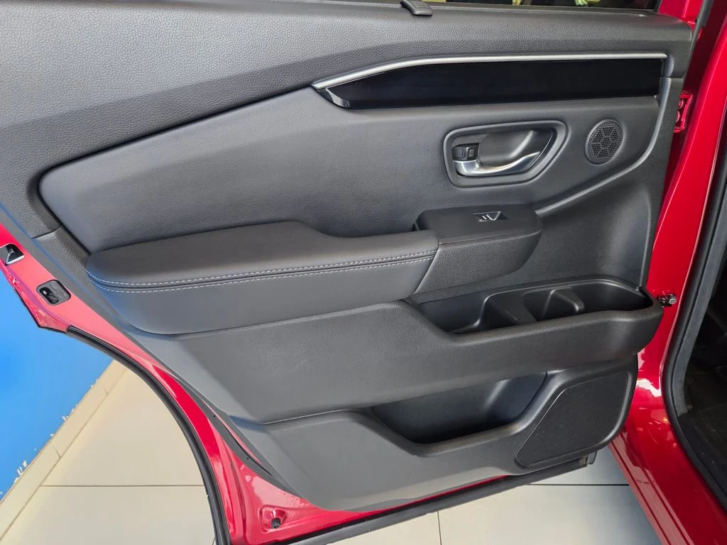 2025 Honda Pilot EX-L - Photo 19