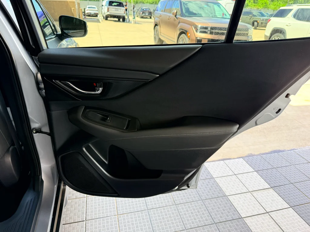 Used 2025 Ice Silver Metallic Subaru Premium image 14
