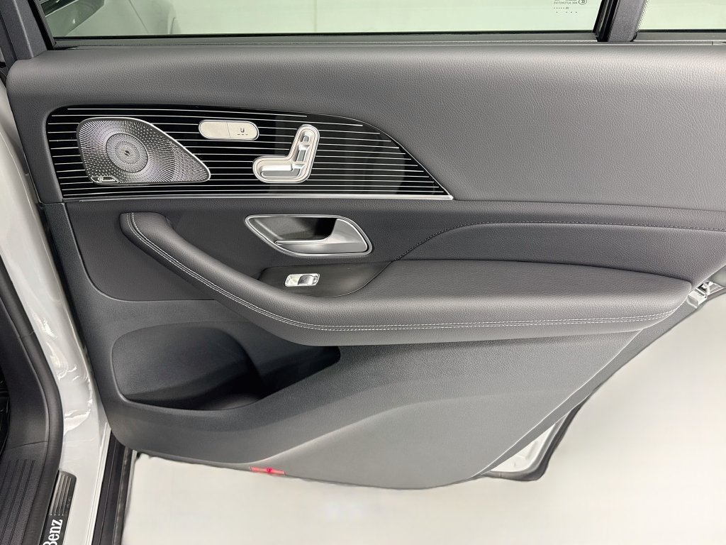 2026 Mercedes-Benz GLS Base - Photo 27