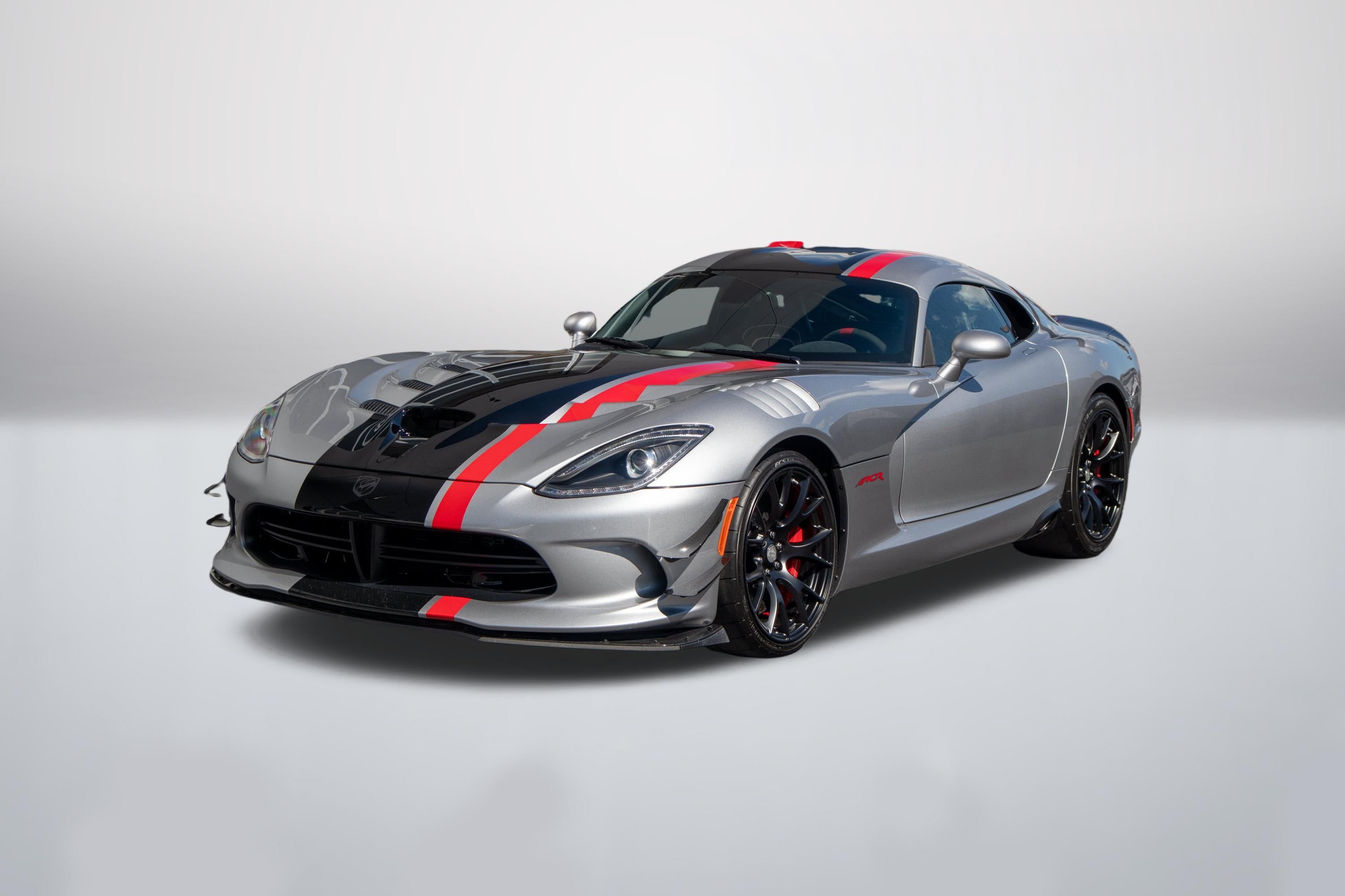 Used 2017 Billet Silver Metallic Clearcoat dodge ACR image 1