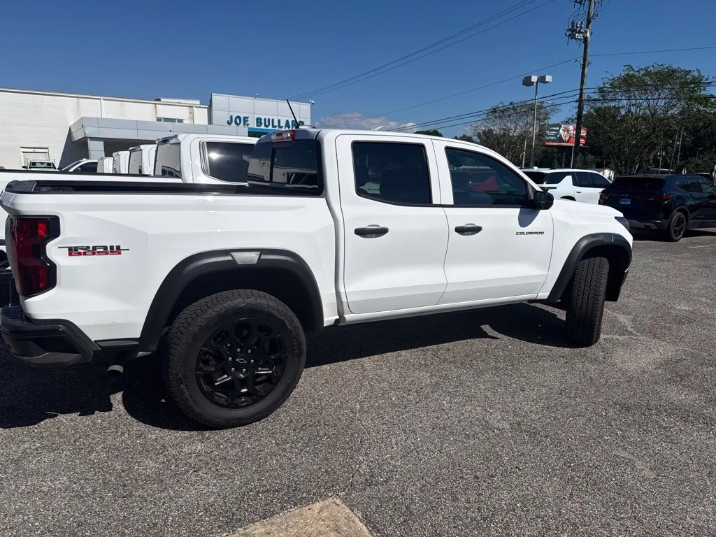 Used 2026 Summit White Chevrolet Trail Boss image 4