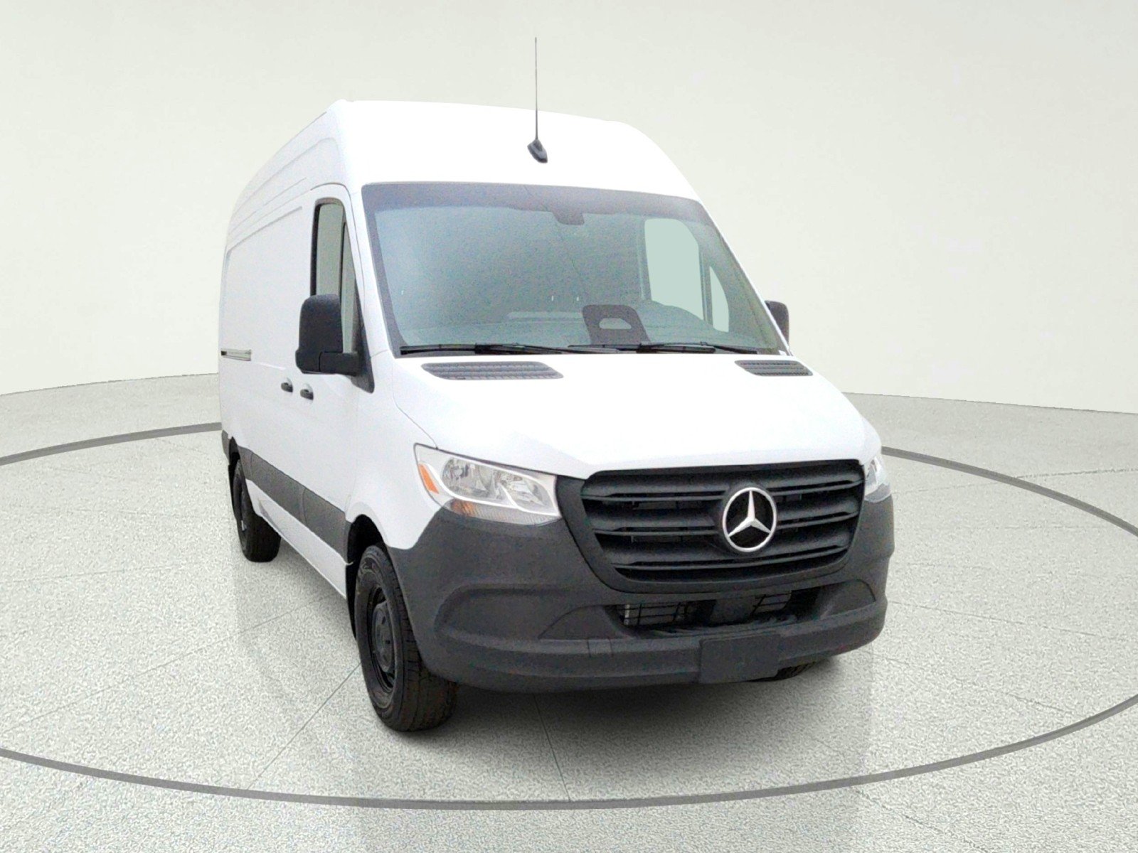 New 2026 Arctic+White Mercedes-Benz AWD image 4