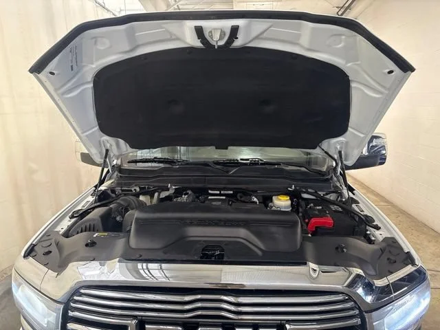 Used 2023  Ram Laramie image 8