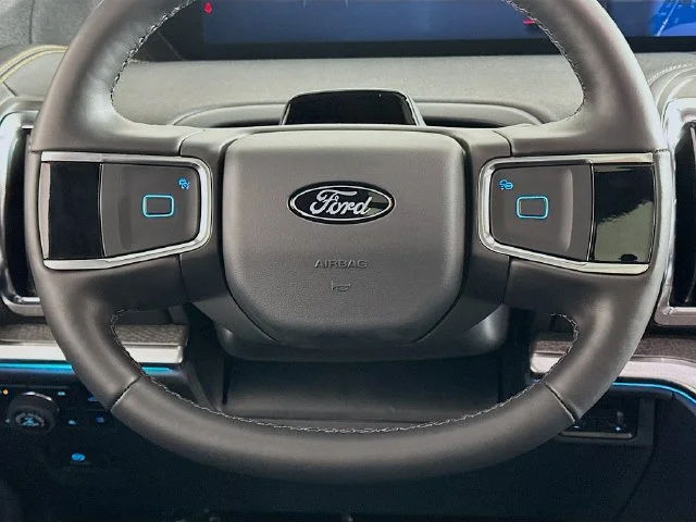 New 2026 White Ford Tremor image 15