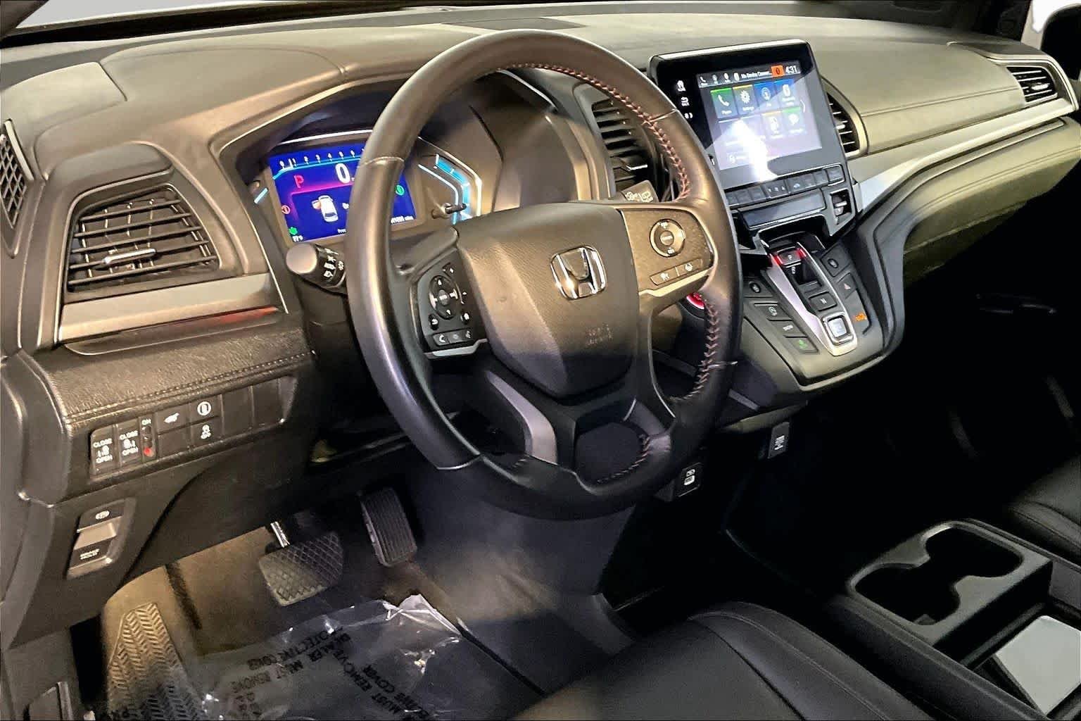 Used 2023 Sonic Gray Pearl Honda Sport image 17