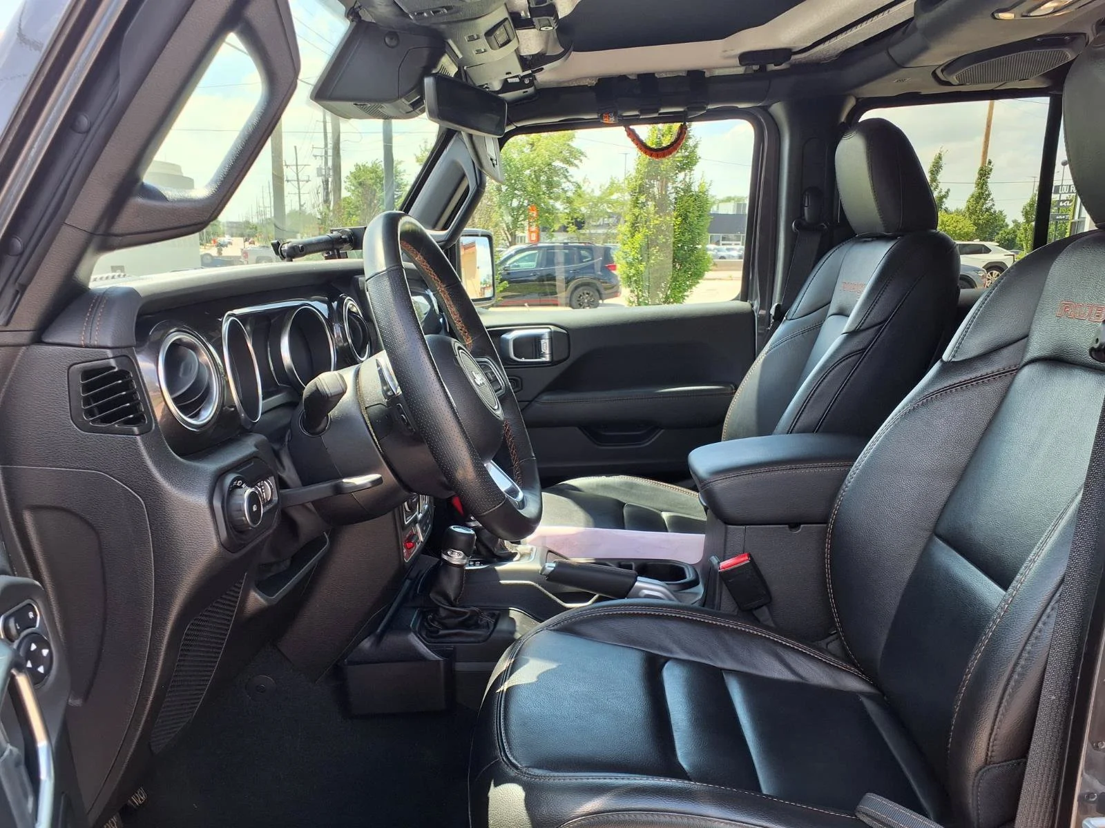 Used 2022 Granite Crystal Metallic Clearcoat Jeep Unlimited Rubicon 392 image 27