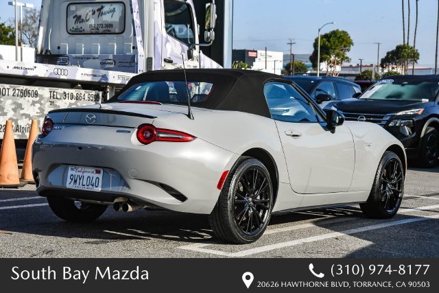 Certified Used 2025 Gray Mazda Club image 6