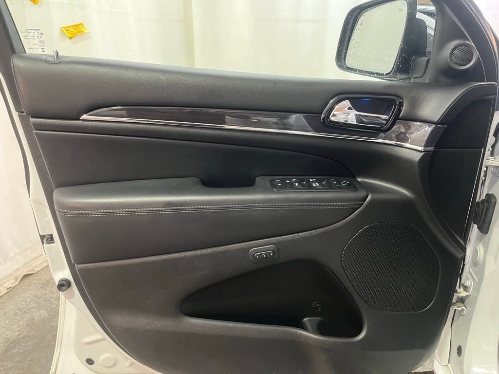 2019 Jeep Grand Cherokee Overland - Photo 9