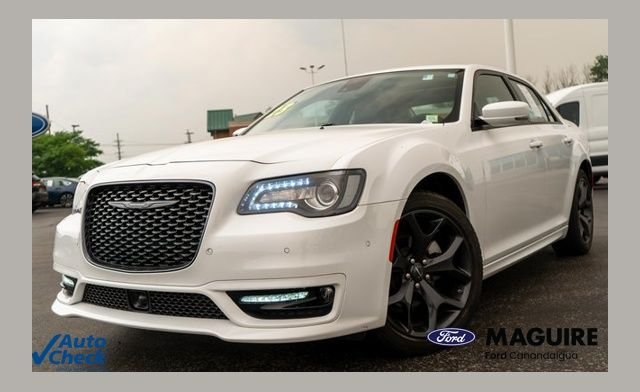 2023 Chrysler 300 Touring