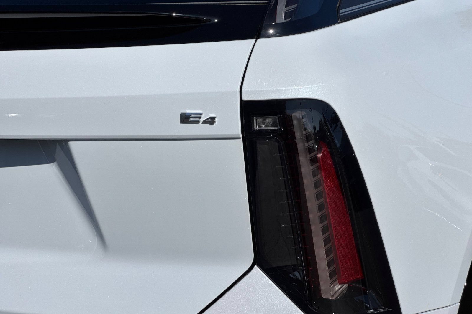 2027 Cadillac OPTIQ Luxury - Photo 26