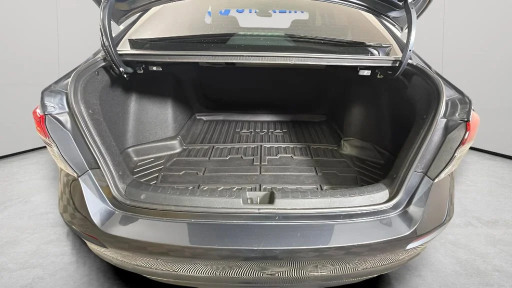 Used 2022 Gray Honda Touring image 29