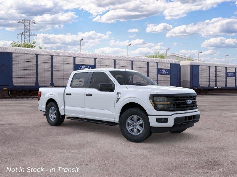New 2026 Oxford White Ford XLT image 7
