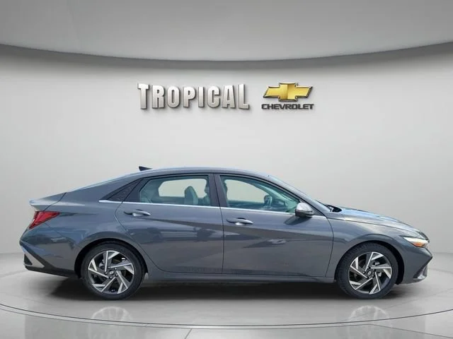 Used 2024 Gray Hyundai Limited image 6