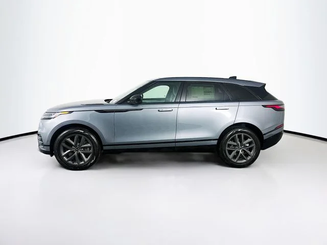 Used 2026  Land Rover Dynamic SE image 8