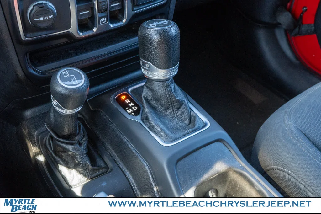 Used 2020 Red Clearcoat Jeep Unlimited Sport S image 27