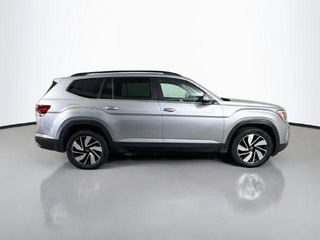 Used 2026 Silver Mist Metallic Volkswagen 2.0T SE w/Technology image 8