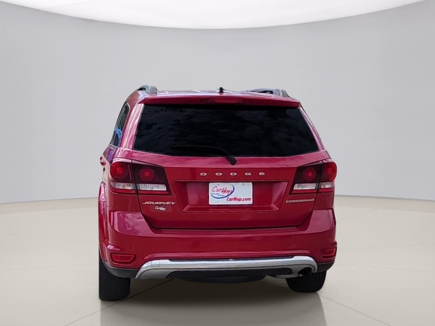 Used 2017 Red Dodge CROSSROAD image 4