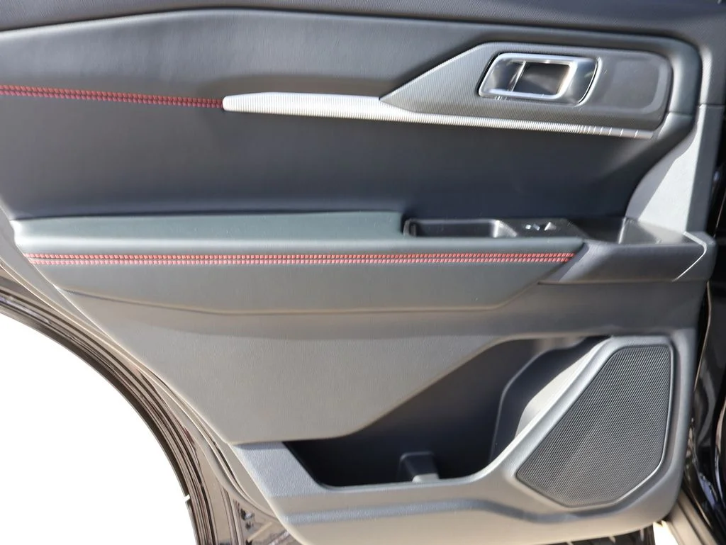 New 2026 Agate Black Metallic Ford ST-Line image 19