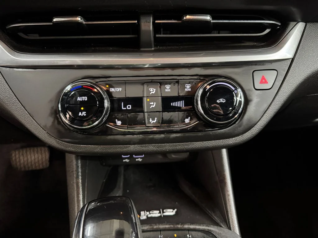 Used 2024 White Buick Preferred image 21
